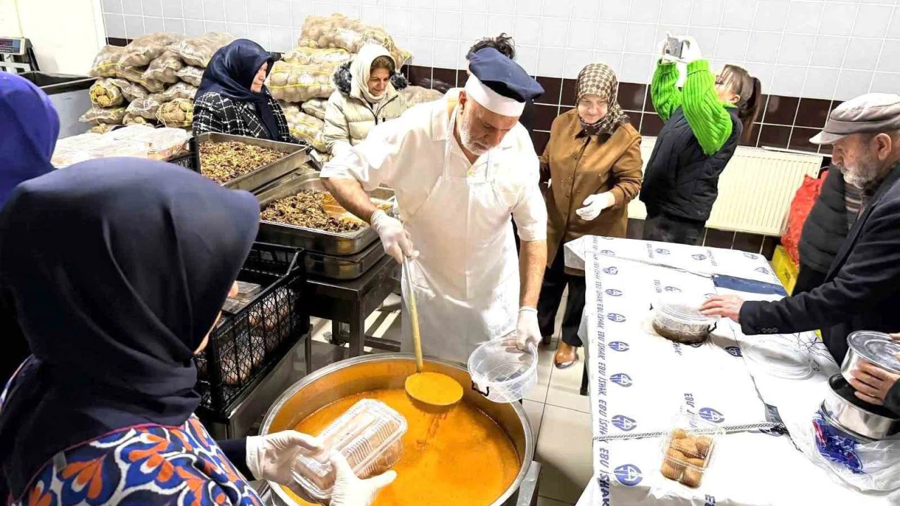 Kent Konseyi Kadın Meclisi’nden iftar dayanışması