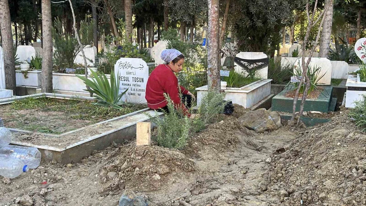 Kocası tarafından öldürülen kadın son yolculuğuna uğurlandı