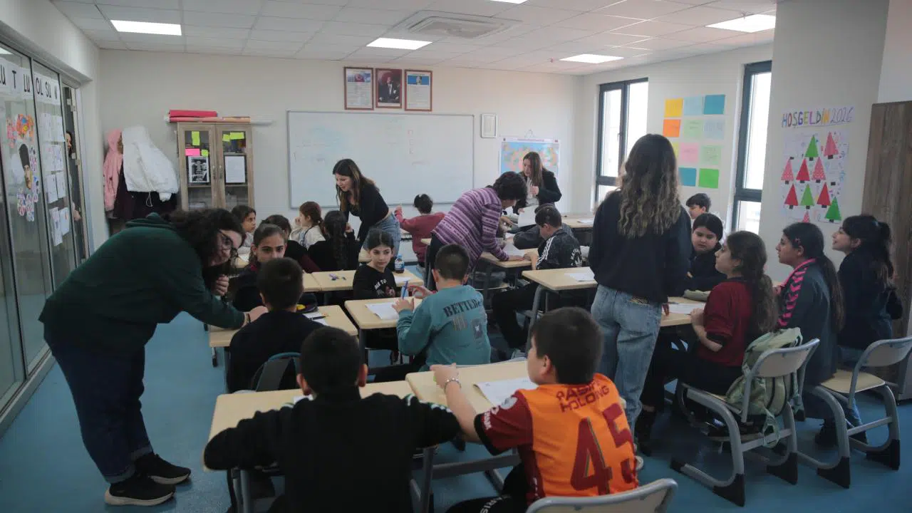 Konak’ta fark yaratan proje: PERGEL ile Konaklı çocuklara güçlü gelecek