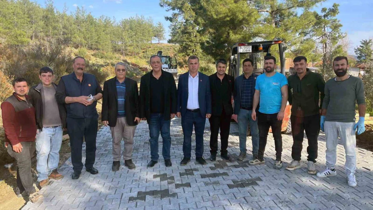 Köyceğiz’in üç mahallesinde parke çalışmaları başladı
