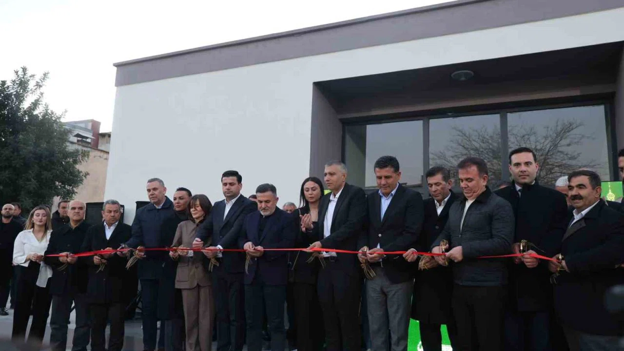 Kozan’da taziye ve kültür evi dualarla açıldı