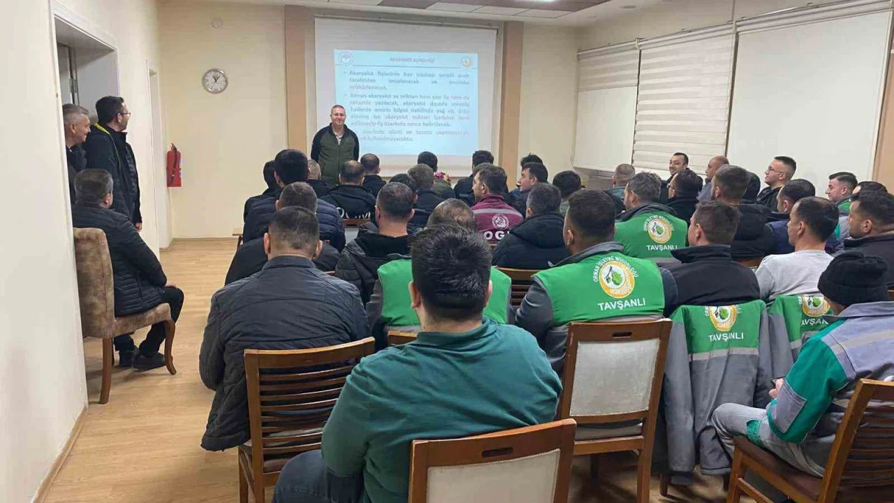 Kütahya OBM’de araç şoförleri ve operatörlere eğitim verildi