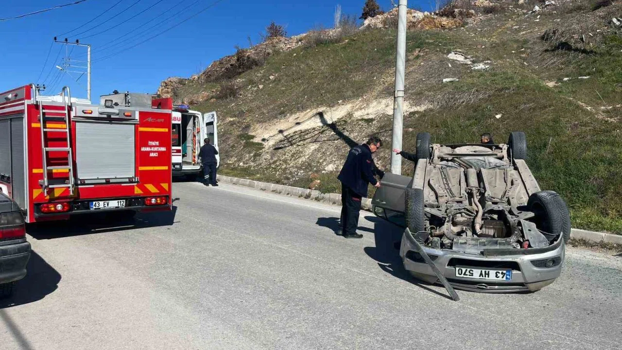 Kütahya’da otomobil takla attı: 1 yaralı