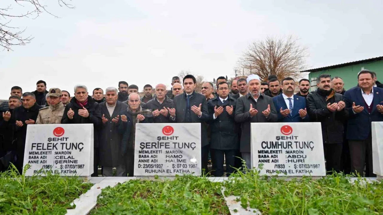 Mardin’de 39 yıl önce terör örgütünün şehit ettiği 8 kişi dualarla anıldı