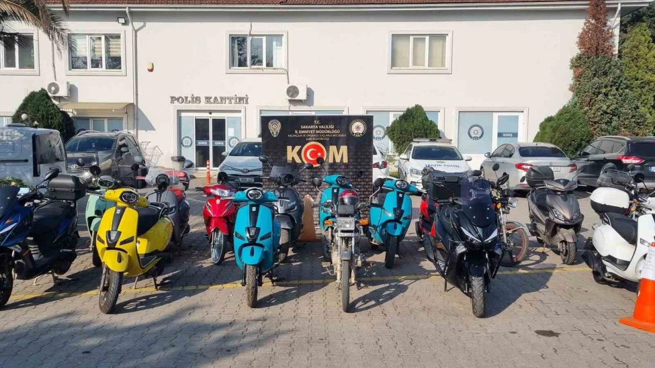 Motosiklette vergi ve ehliyet dolandırıcılarına 19 ilde operasyon: 3 tutuklama
