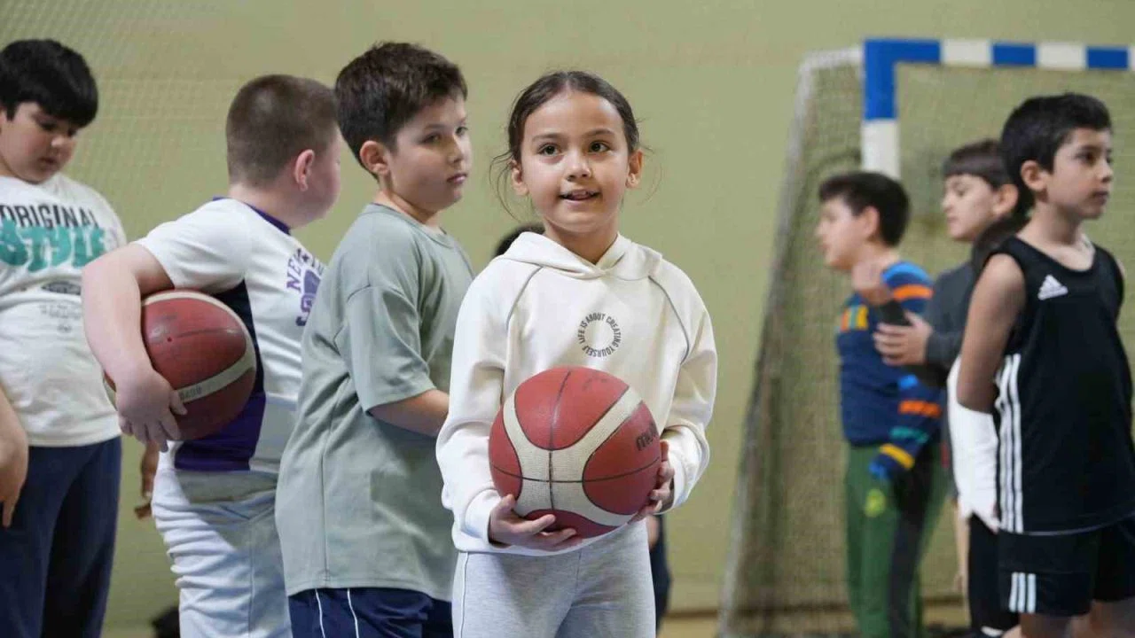 Muğla’da sporun kalbi GSB tesislerinde atıyor