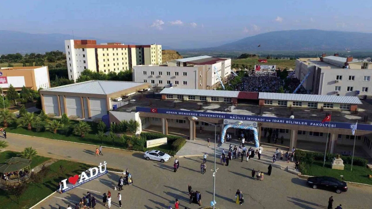 Nazilli İİBF’ye 3 yıllık akreditasyon