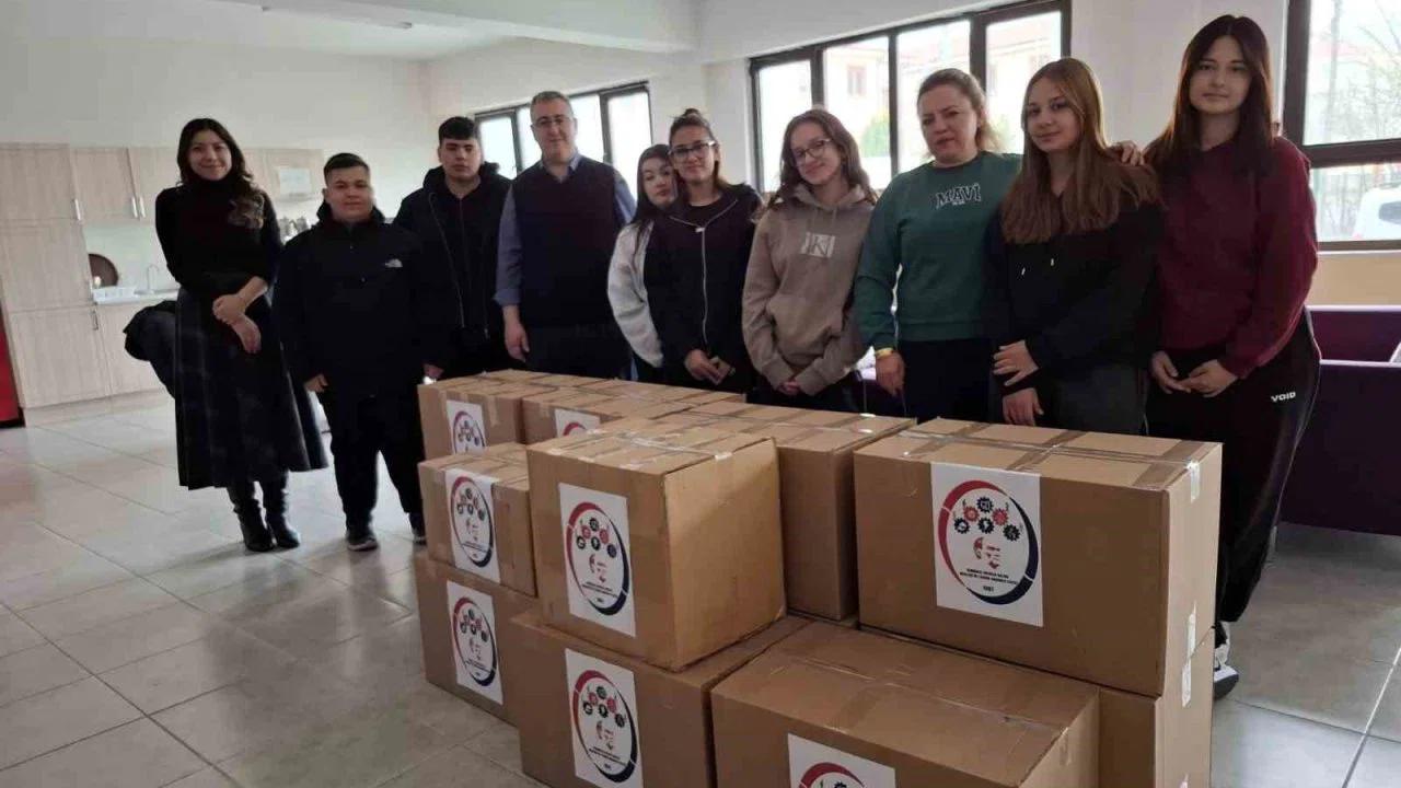 Nilüfer Hatun MTAL öğrencileri harçlıklarını iyiliğe dönüştürdü