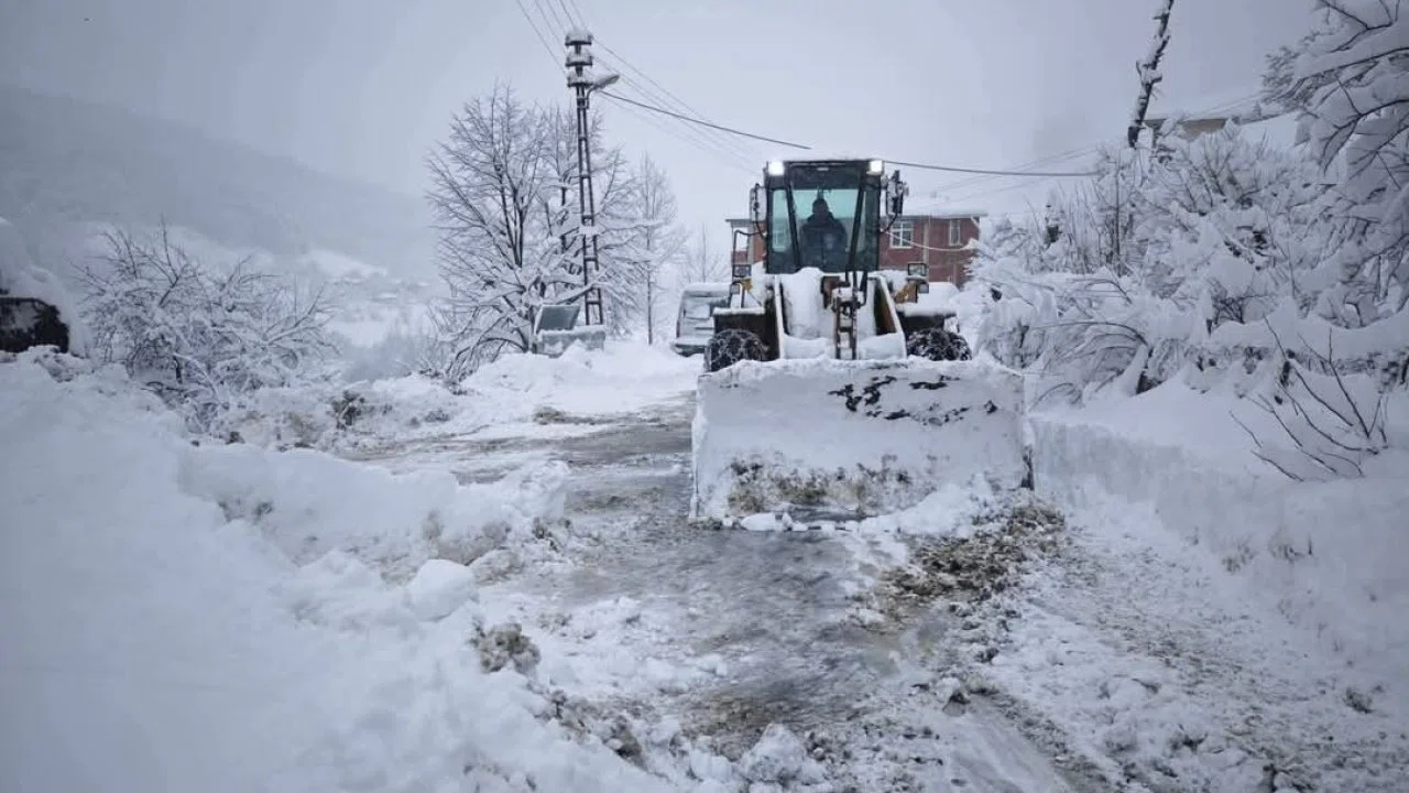 Ordu’da eğitime kar engeli