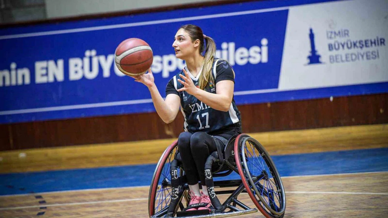 Parkede azmin ve mücadelenin simgesi: Medine Alper