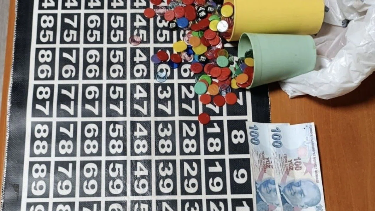 Samsun’da kahvehanelere kumar baskını: 35 kişiye 406 bin TL ceza