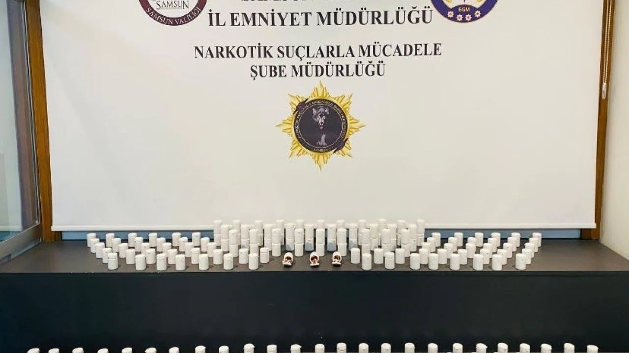 Samsun’da uyuşturucu operasyonu: 12 bin sentetik ecza ele geçirildi