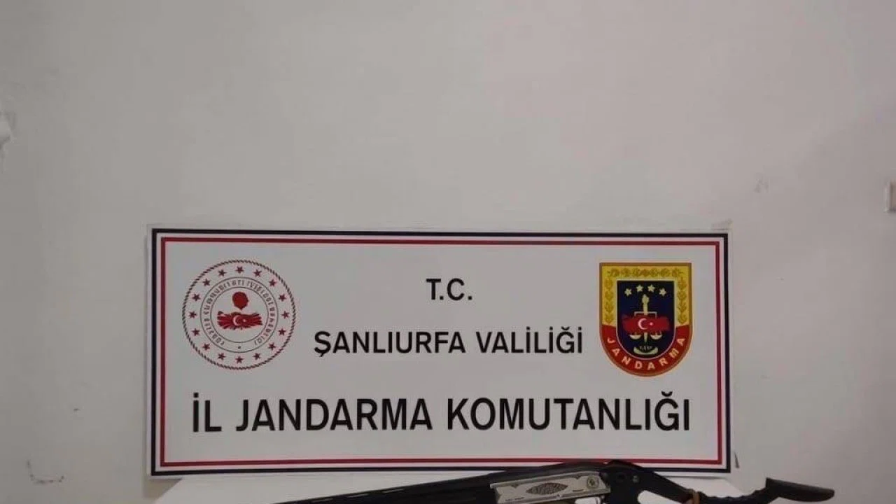 Şanlıurfa’da 3 adet ruhsatsız silah ele geçirildi: 3 gözaltı