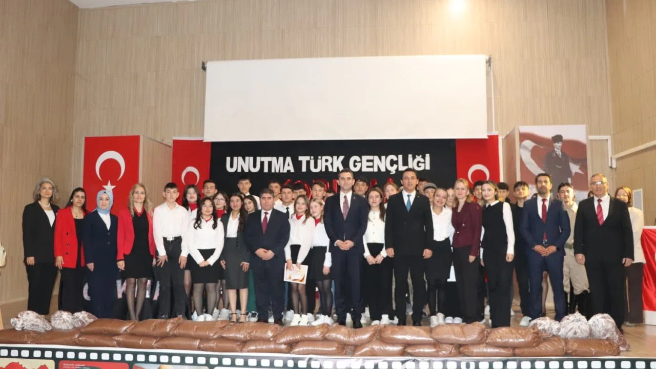 Selendi’de İstiklal Marşı’nın kabulünün 105. yılı anıldı