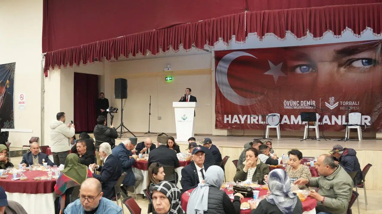 Torbalı Belediyesi’nden Vefa Sofrası: Şehit Aileleri ve Gaziler Bir Araya Geldi