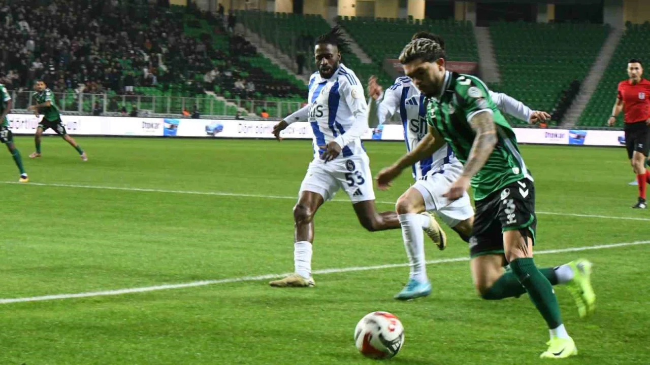 Trendyol 1. Lig: Sakaryaspor: 0 - Sarıyer: 0