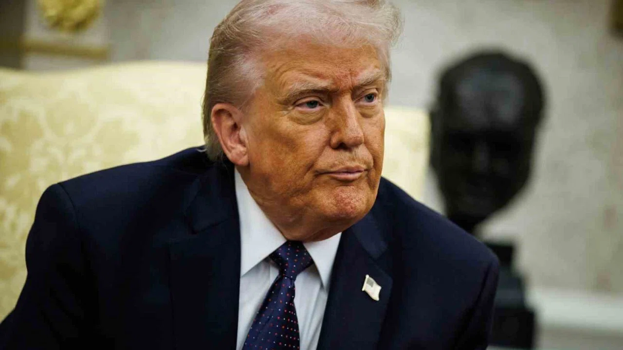 Trump: "ABD, gerekirse Hürmüz Boğazı’ndan geçen tankerlere refakat etmeye başlayacaktır"