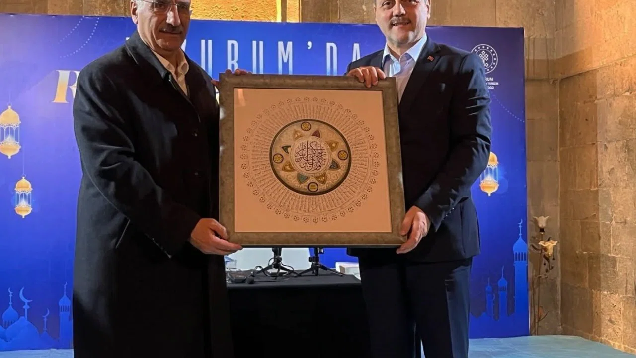 Türk İslam irfanının öncüsü Ahmet Yesevî’yi anlattı