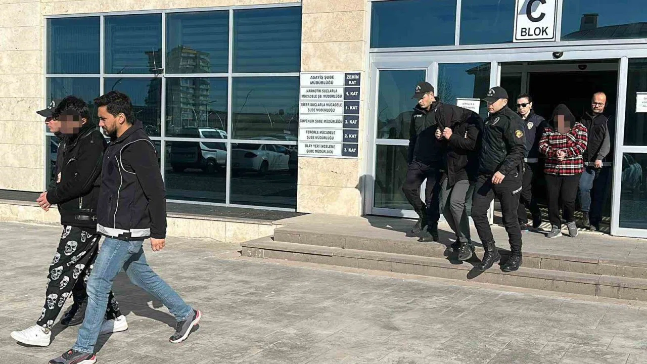 Uşak merkezli 5 ilde dolandırıcılık ve yasa dışı bahis operasyonu: 12 tutuklama