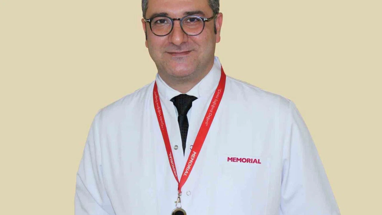 Uzm. Dr. Ümit Çakmak: "Böbrekler bozulana kadar belirti vermiyor düzenli kontrol hayat kurtarıyor"