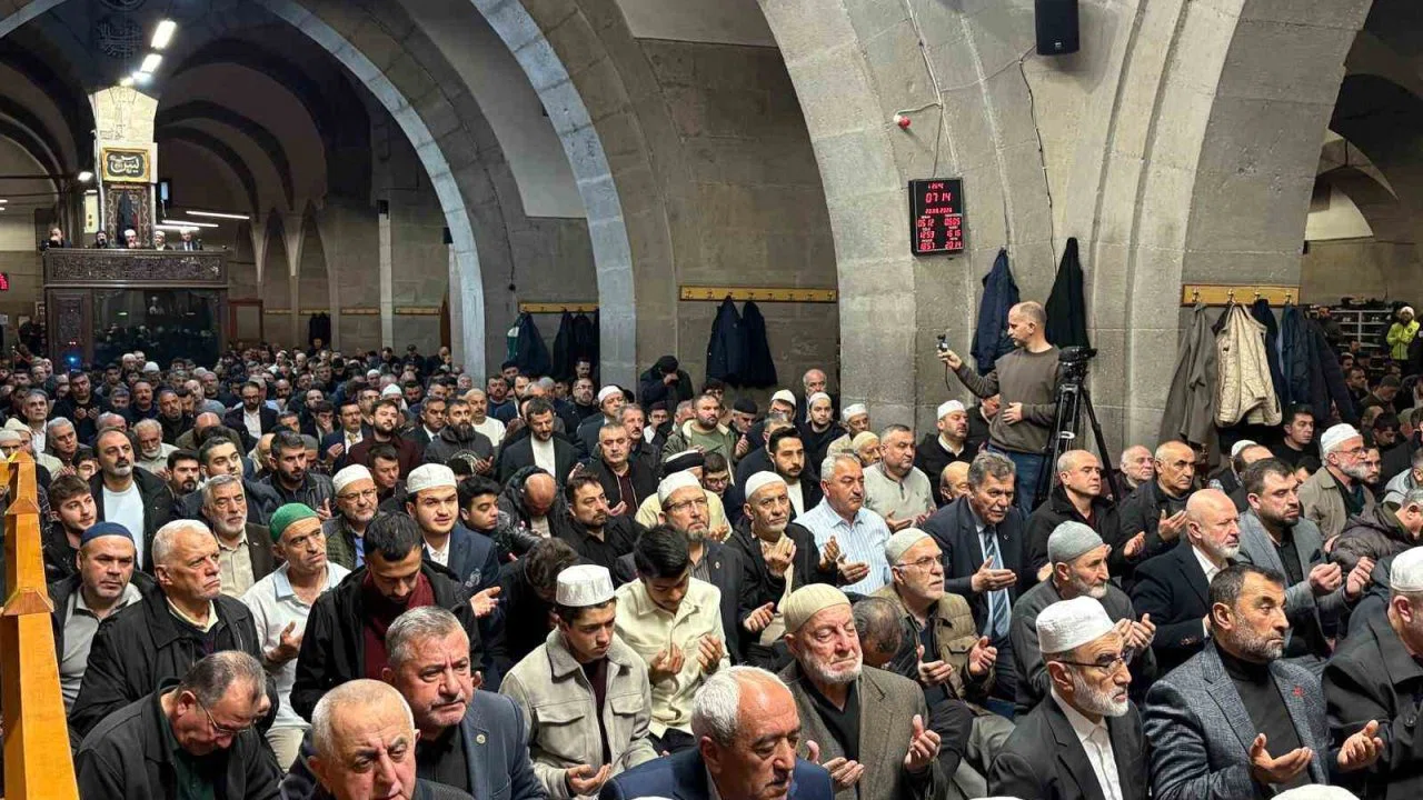 Vali Çiçek: "4 yıllık görev süremde asayiş olaylarının en dibe indiği bir ay oldu"