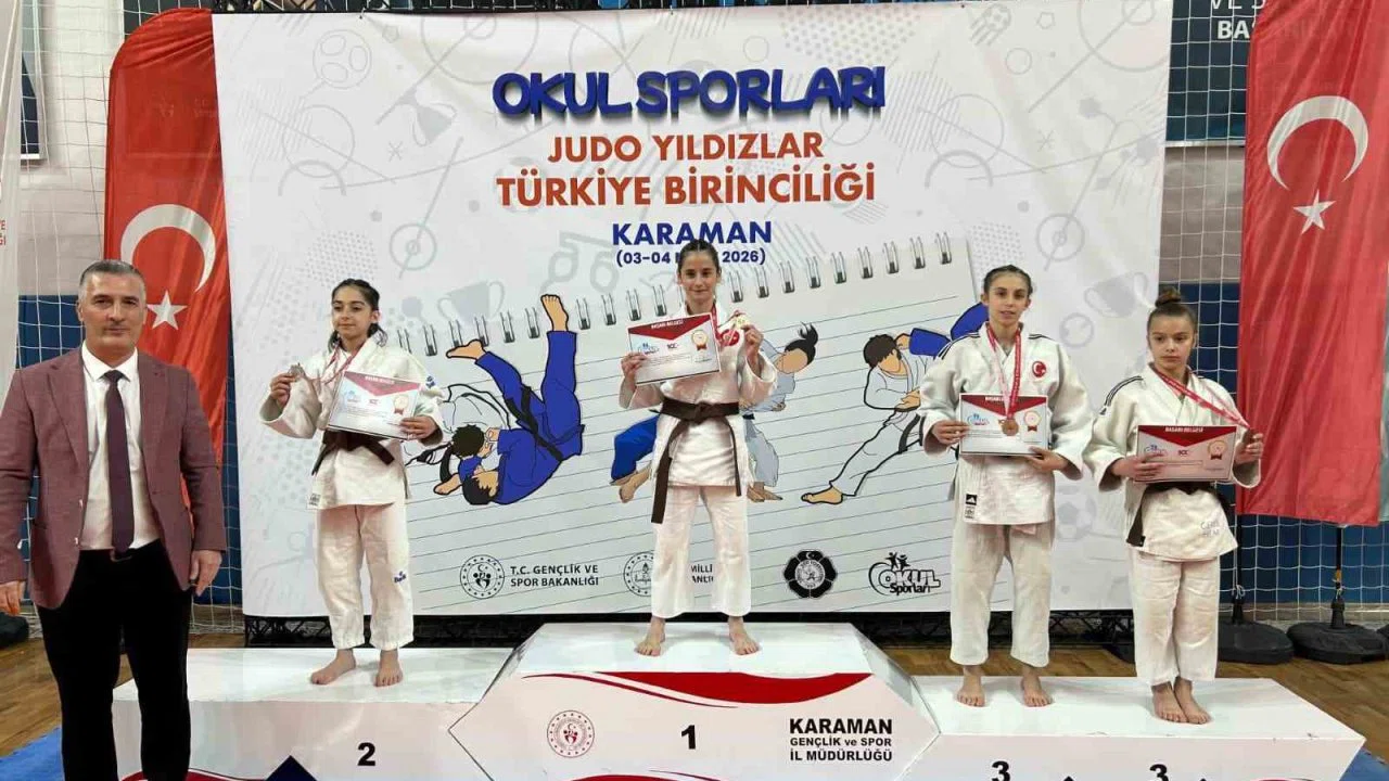 Yunusemreli judocular Karaman’dan 3 madalyayla döndü