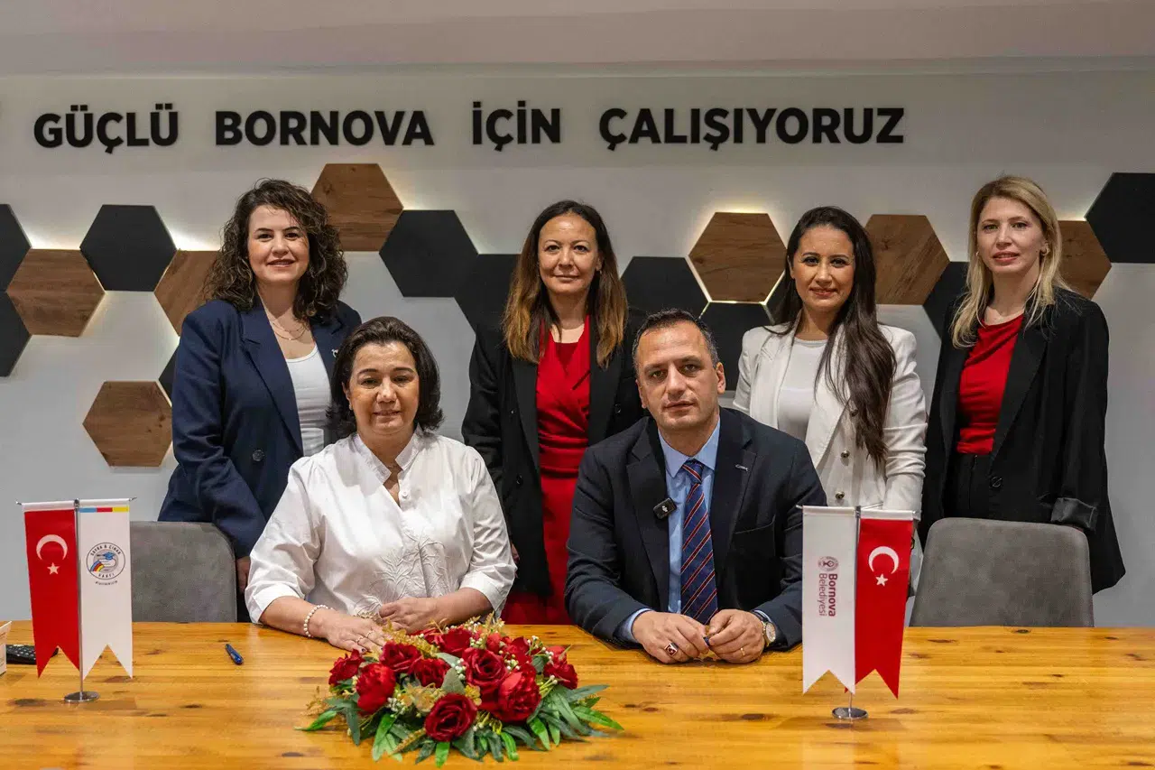 Bornova Belediyesi ile Sayra Çınar Vakfı el ele