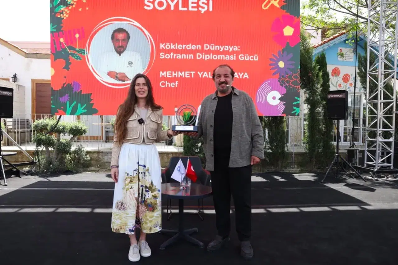 Alaçatı Ot Festivali’nde yoğun cumartesi: Söyleşiler, gastronomi ve büyük ilgi