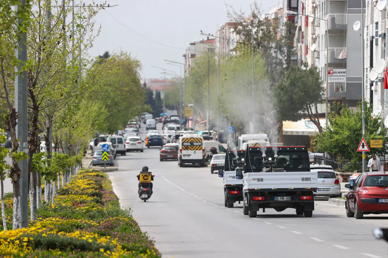 Buca’da vektörle mücadele için ekipler sahada