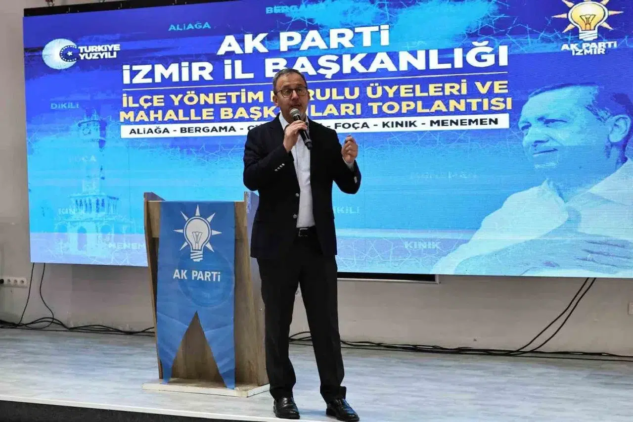 AK Partili Kasapoğlu'dan İzmir Teşkilatına: "Mecliste Daha Güçlü Temsil Edilmeli"
