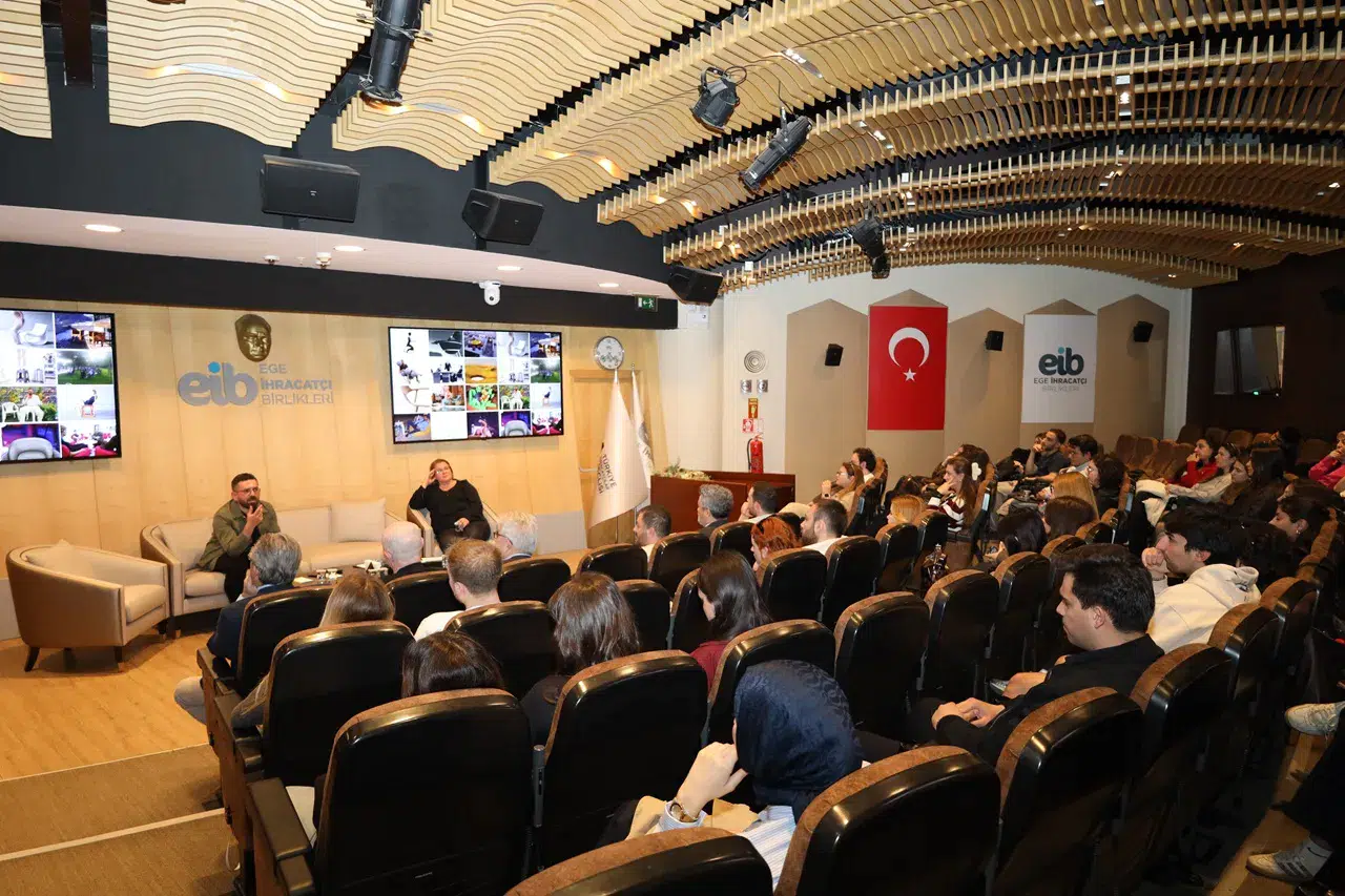 Ezber Bozan Tasarım Sohbetleri'nin İlk Oturumu İzmir’de gerçekleştirildi
