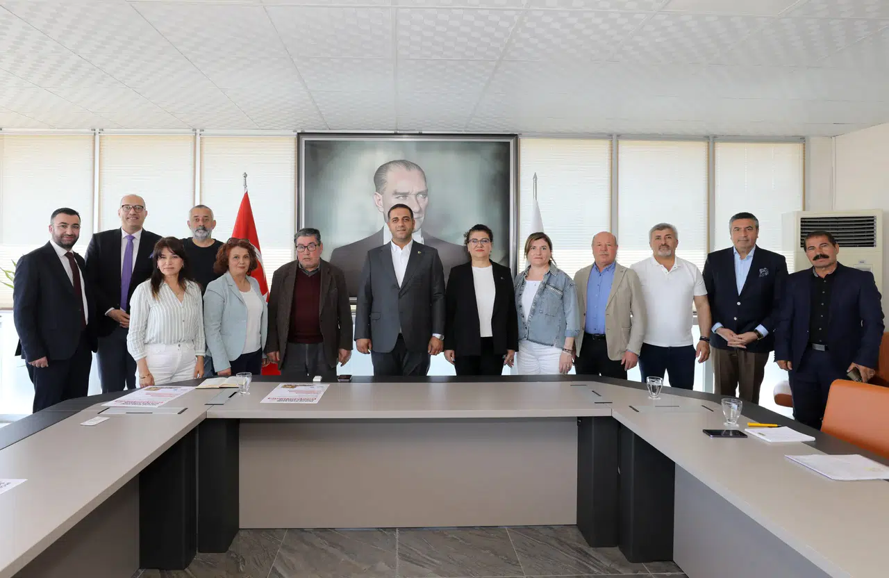 Başkan Erman Uzun'dan Muhtarlarla Ortak Akıl Toplantısı