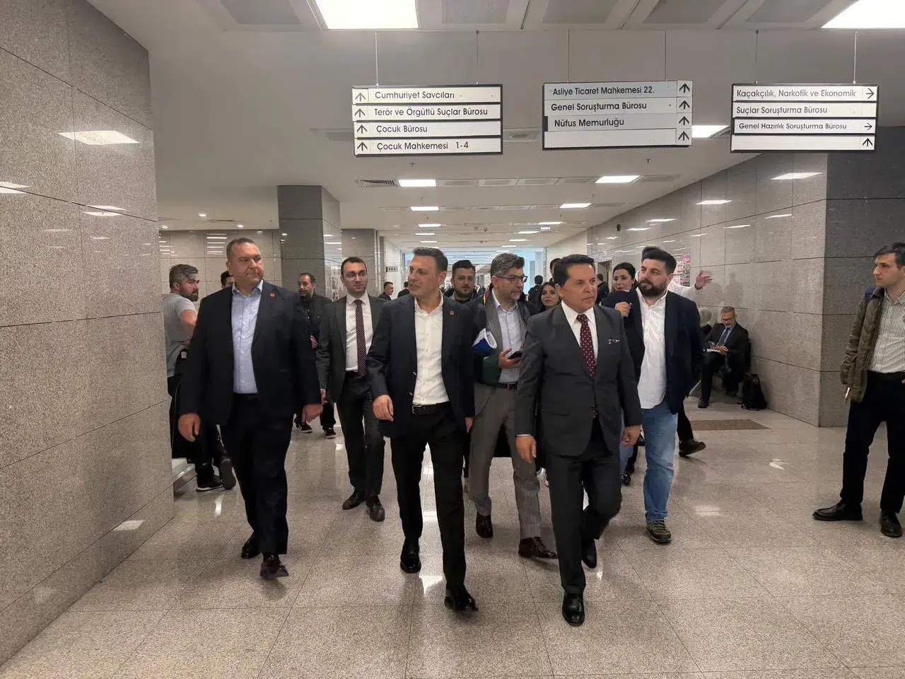 'Kent uzlaşısı' davası reddi hakim talebiyle 7 Ekim'e ertelendi