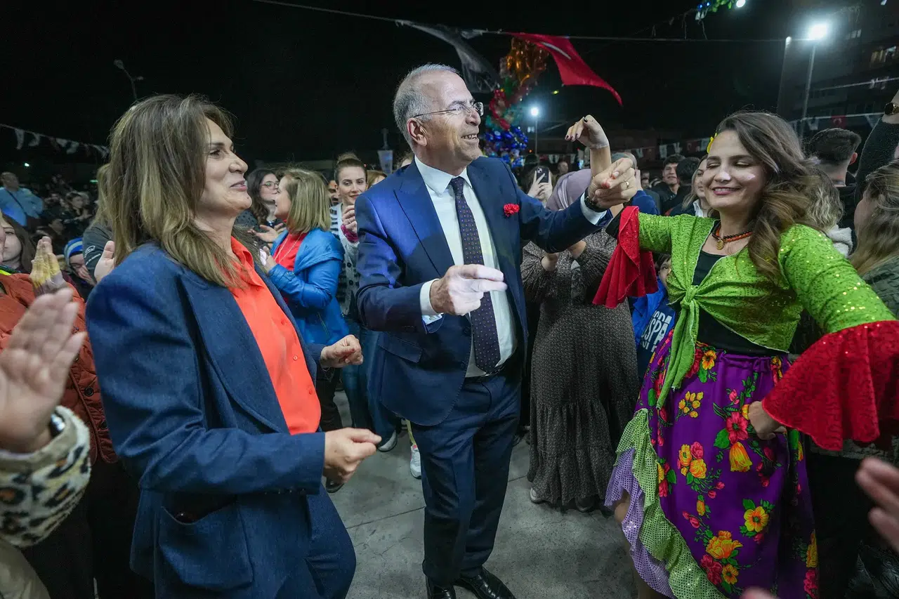 Gaziemirliler baharı coşkuyla karşıladı