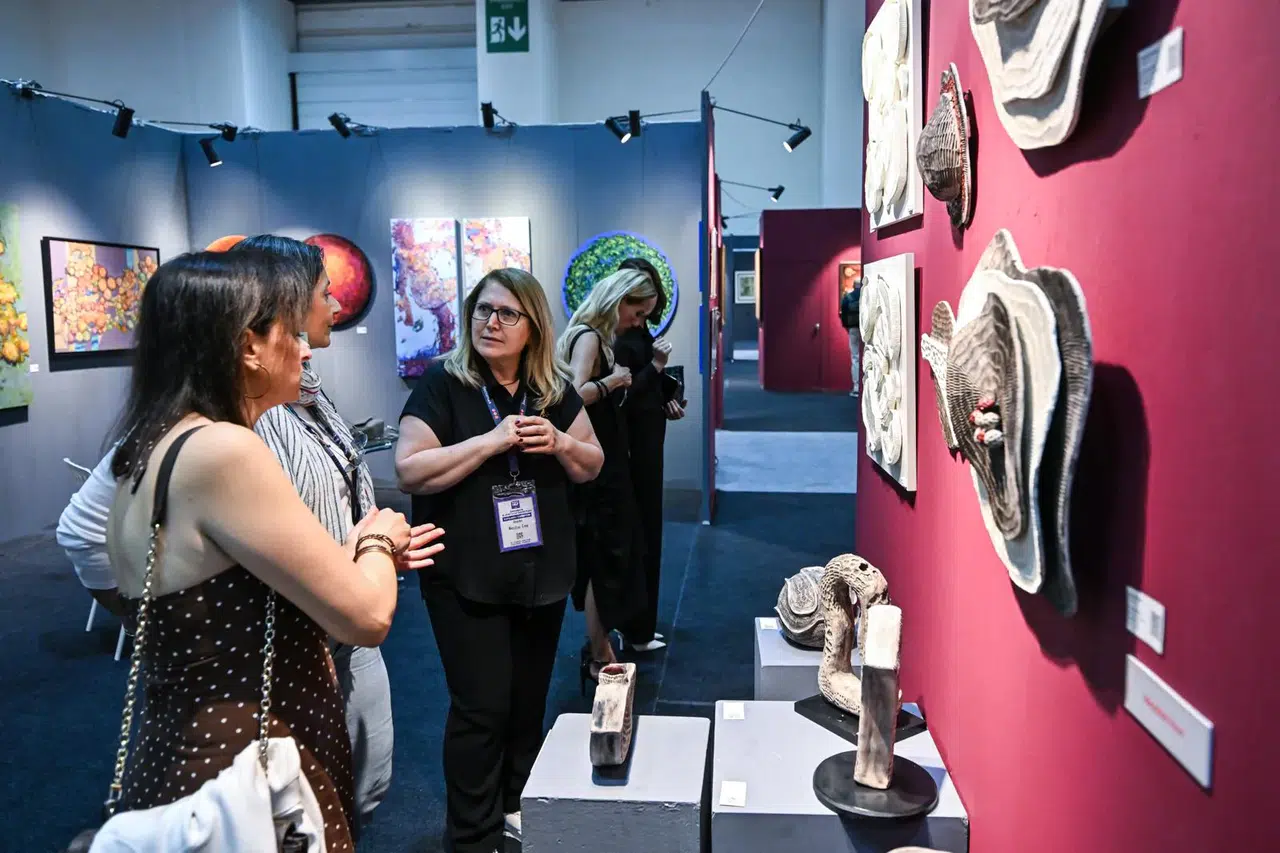 120 Galeri, Bin 600 Sanatçı Aynı Çatı Altında: İzmir'de Sanat Buluşması Başladı
