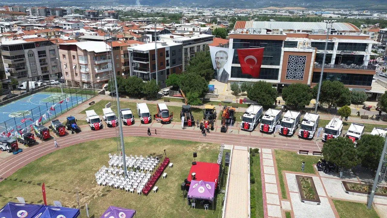Kemalpaşa hizmet filosuna dev takviye