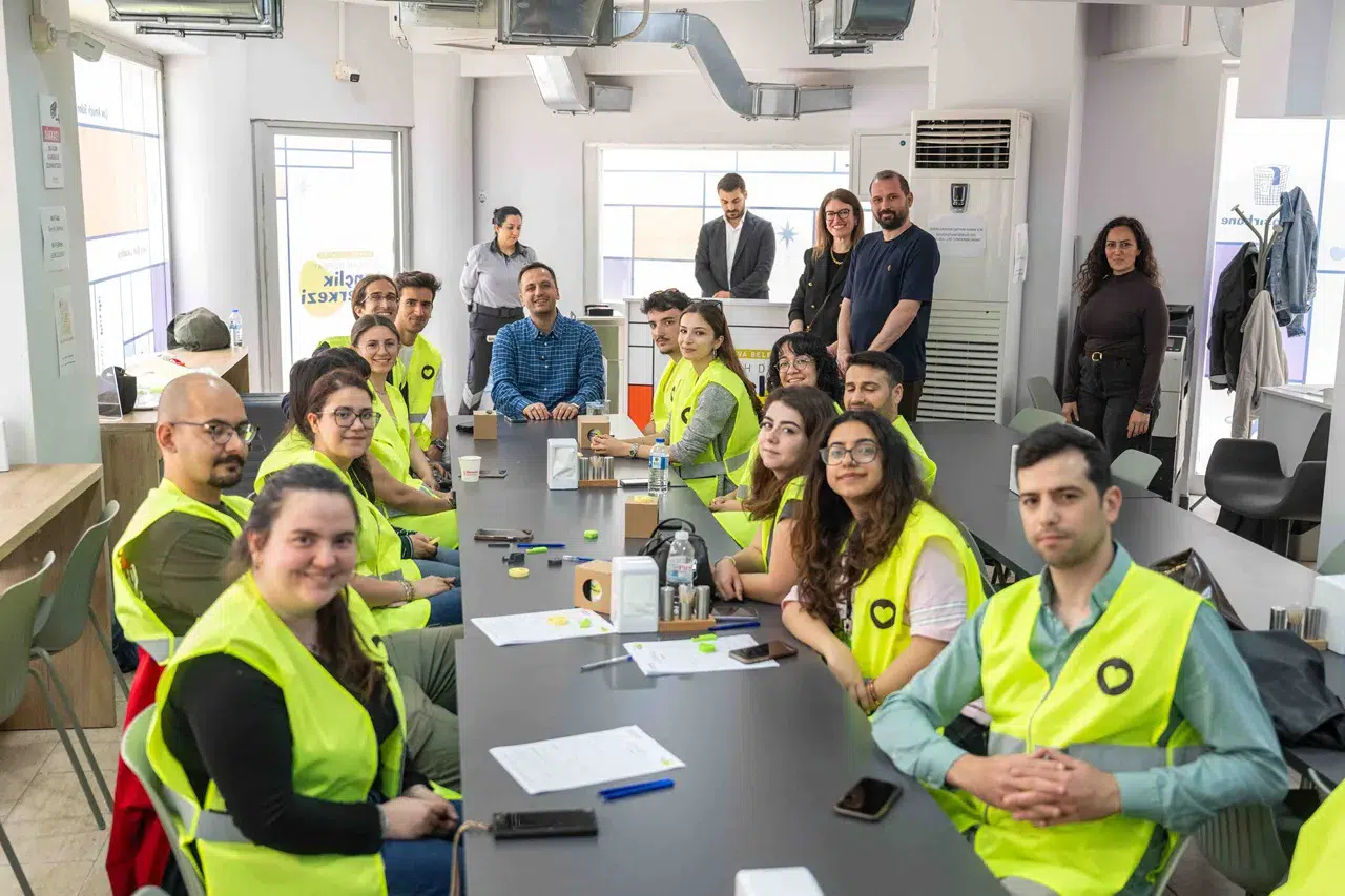 Başkan Eşki: “Bu Merkez Gençlerin Birlikte Üreteceği Bir Dayanışma Yuvası”