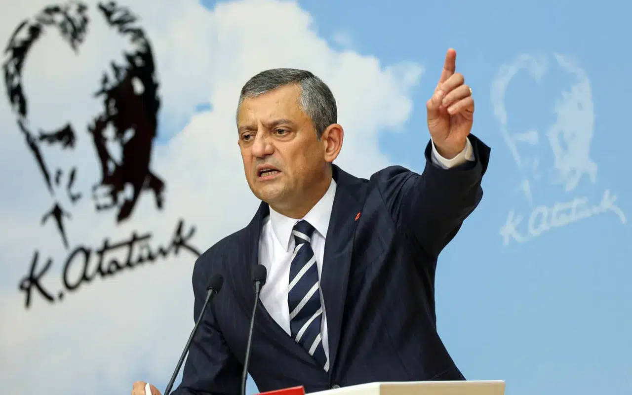 Özgür Özel Salı günü İzmir'e geliyor: Örgütten görkemli karşılama bekleniyor