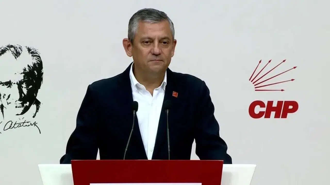 Kılıçdaroğlu'nun telefonu yanıtsız kaldı: Özgür Özel ilk kez konuştu