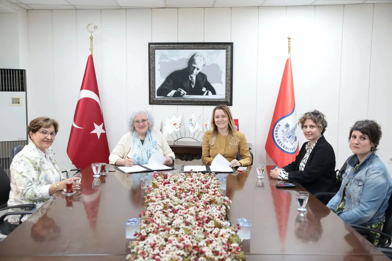 Konak'ta Eşit Yaşam İçin İş Birliği: “Mücadeleyi Birlikte Büyüteceğiz”