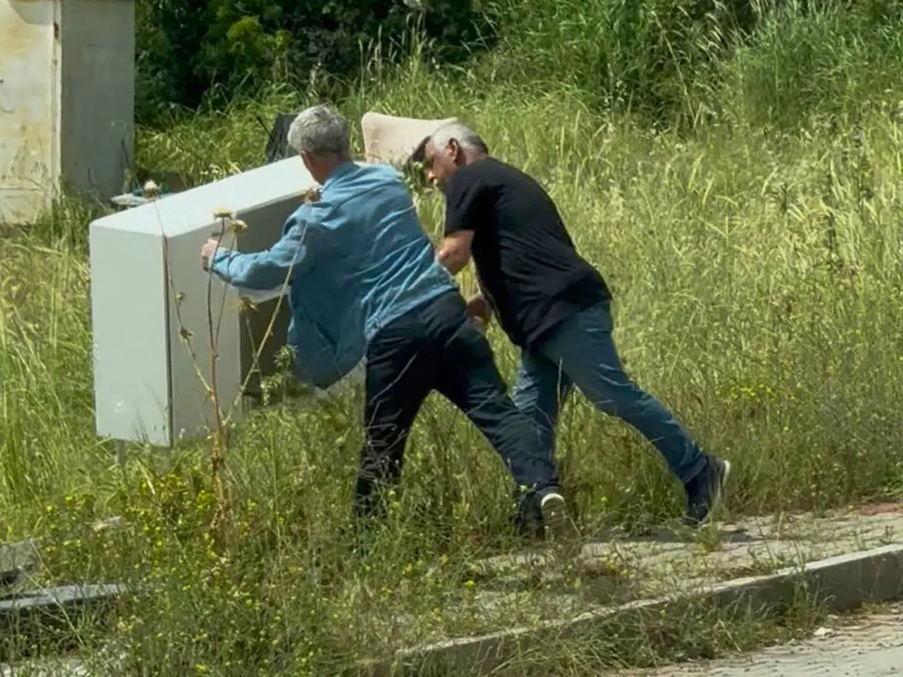 Çiğli’de Kaçak Moloz Dökümüne Geçit Yok