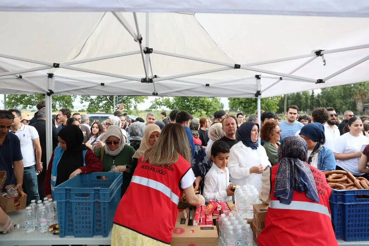Menemen Belediyesi, YKS'de de öğrenci ve velilerin yanında