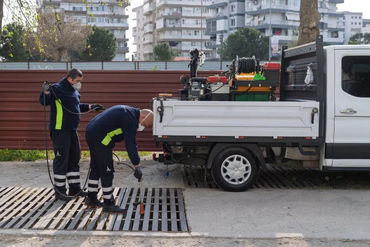 İzmir’de sivrisineğe karşı dev mücadele