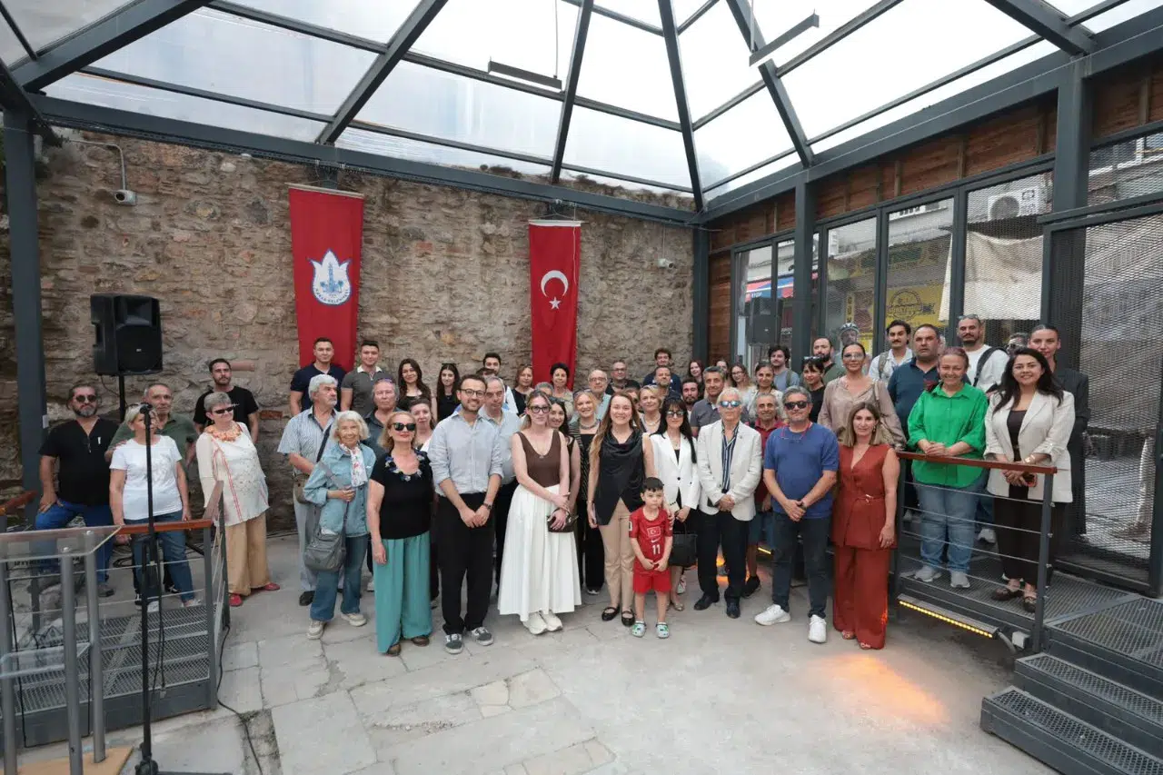 Kıllıoğlu Hamamı sanatla yaşamaya devam ediyor: “Görünmeyen Formlar” sergisi açıldı