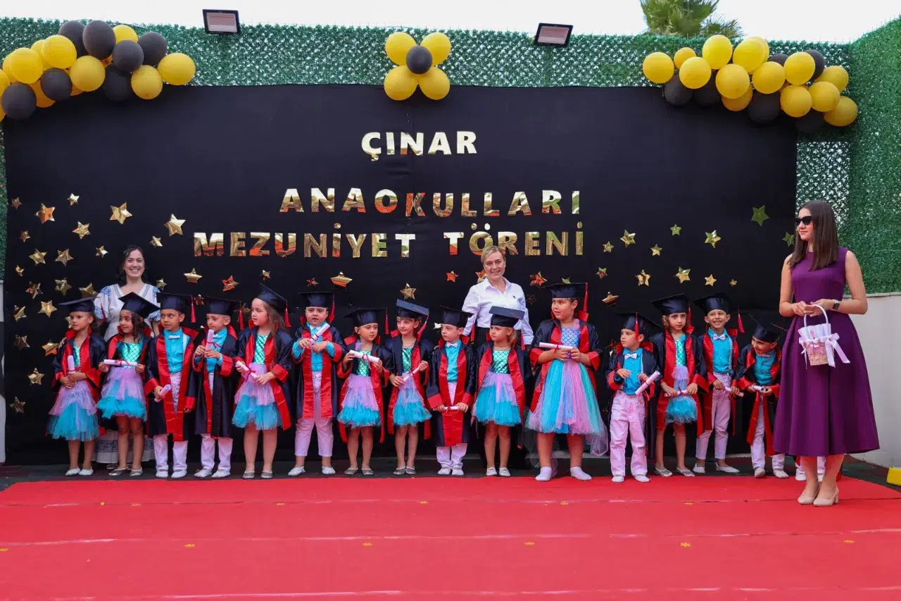 Çınar Anaokulları’nda mezuniyet coşkusu