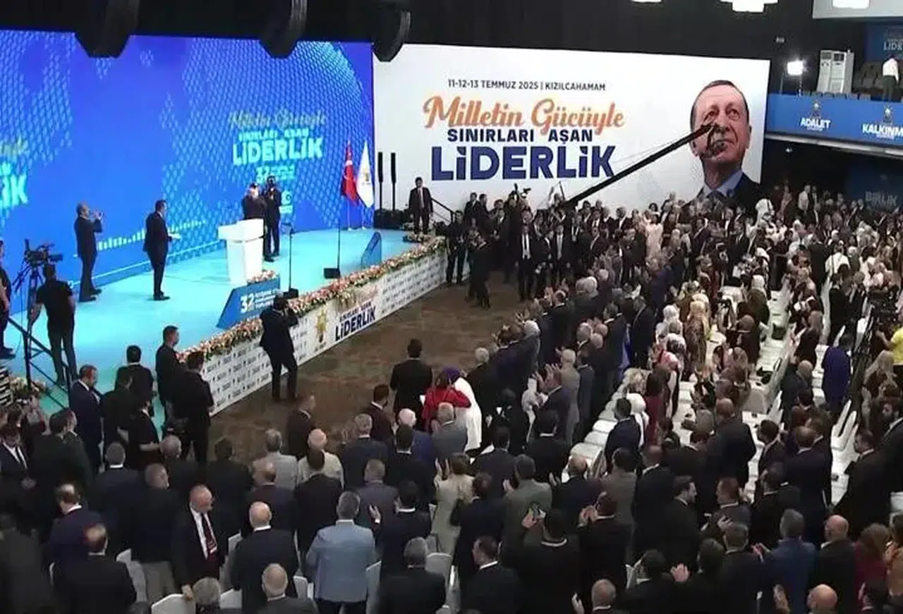 AK Parti kritik kamp için toplanıyor: Masadaki dosyalar neler?