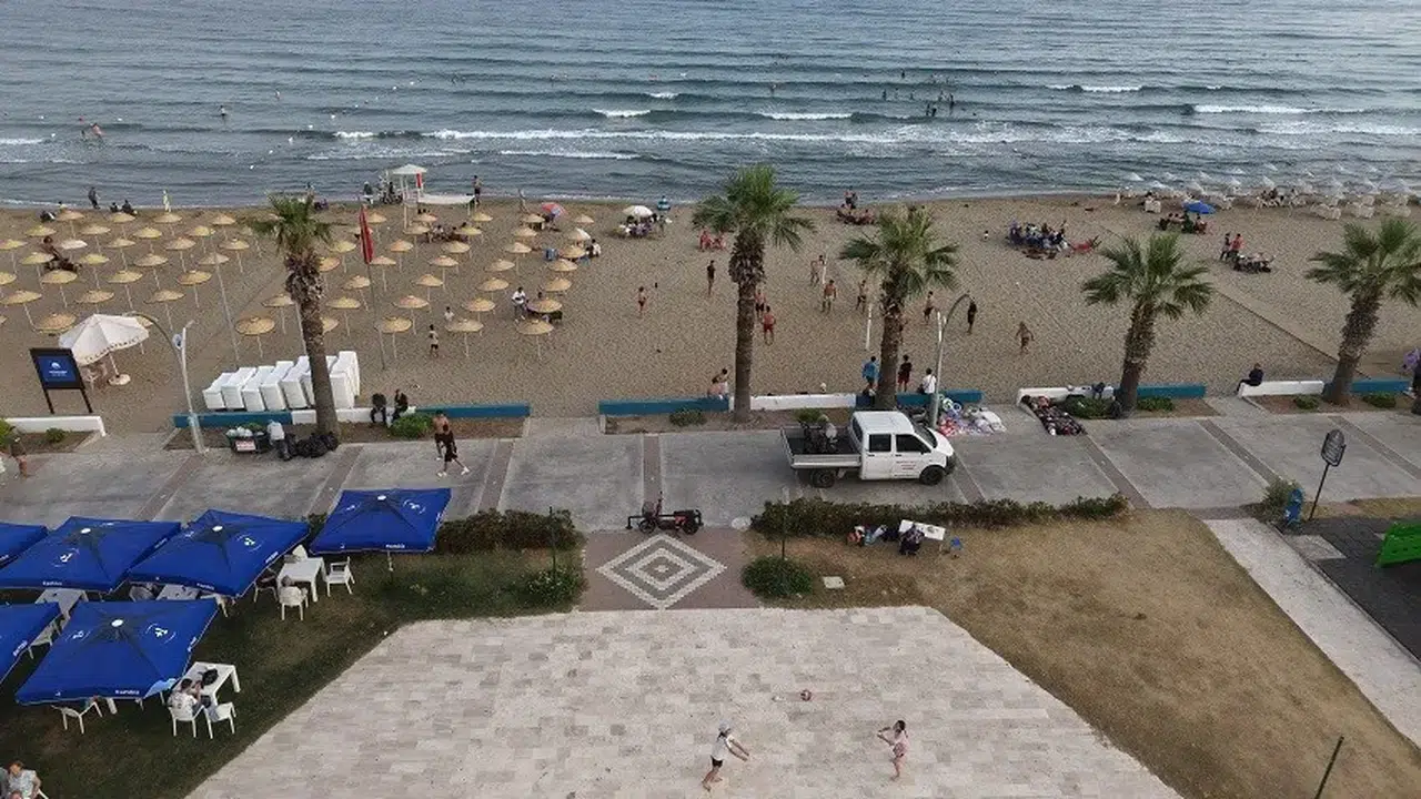 Menderes’te İlaçlama Seferberliği Başladı