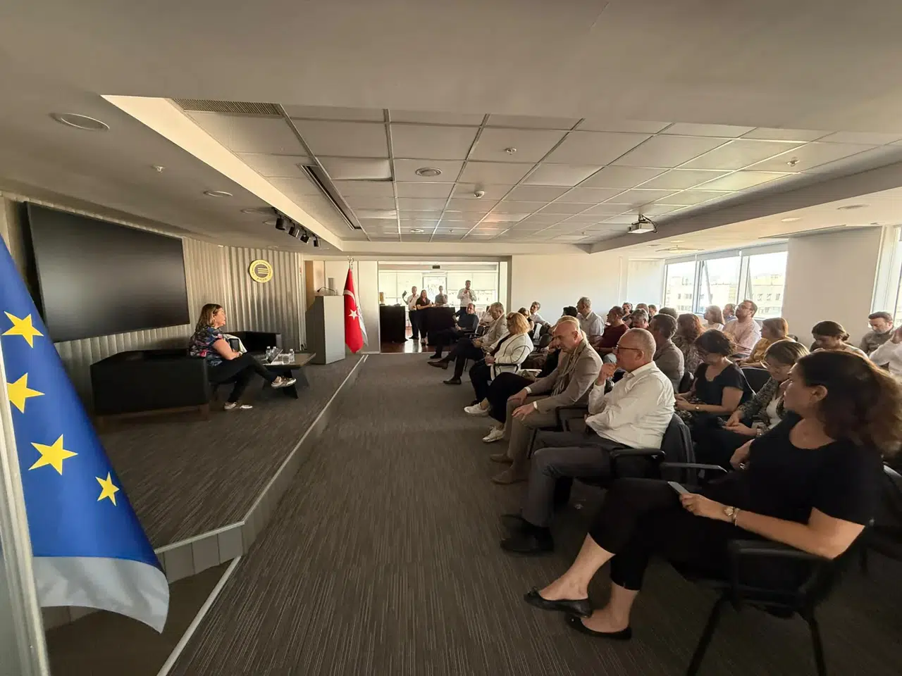 ESİAD’da 100 yıllık ömür ve yapay zeka çağı konuşuldu