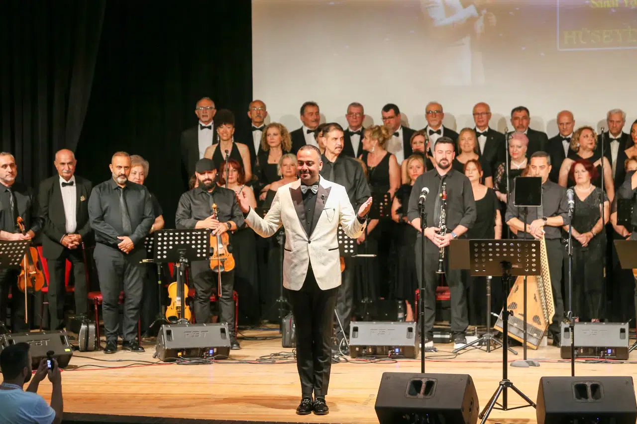 Karşıyaka yaza şarkılarla ‘merhaba’ dedi