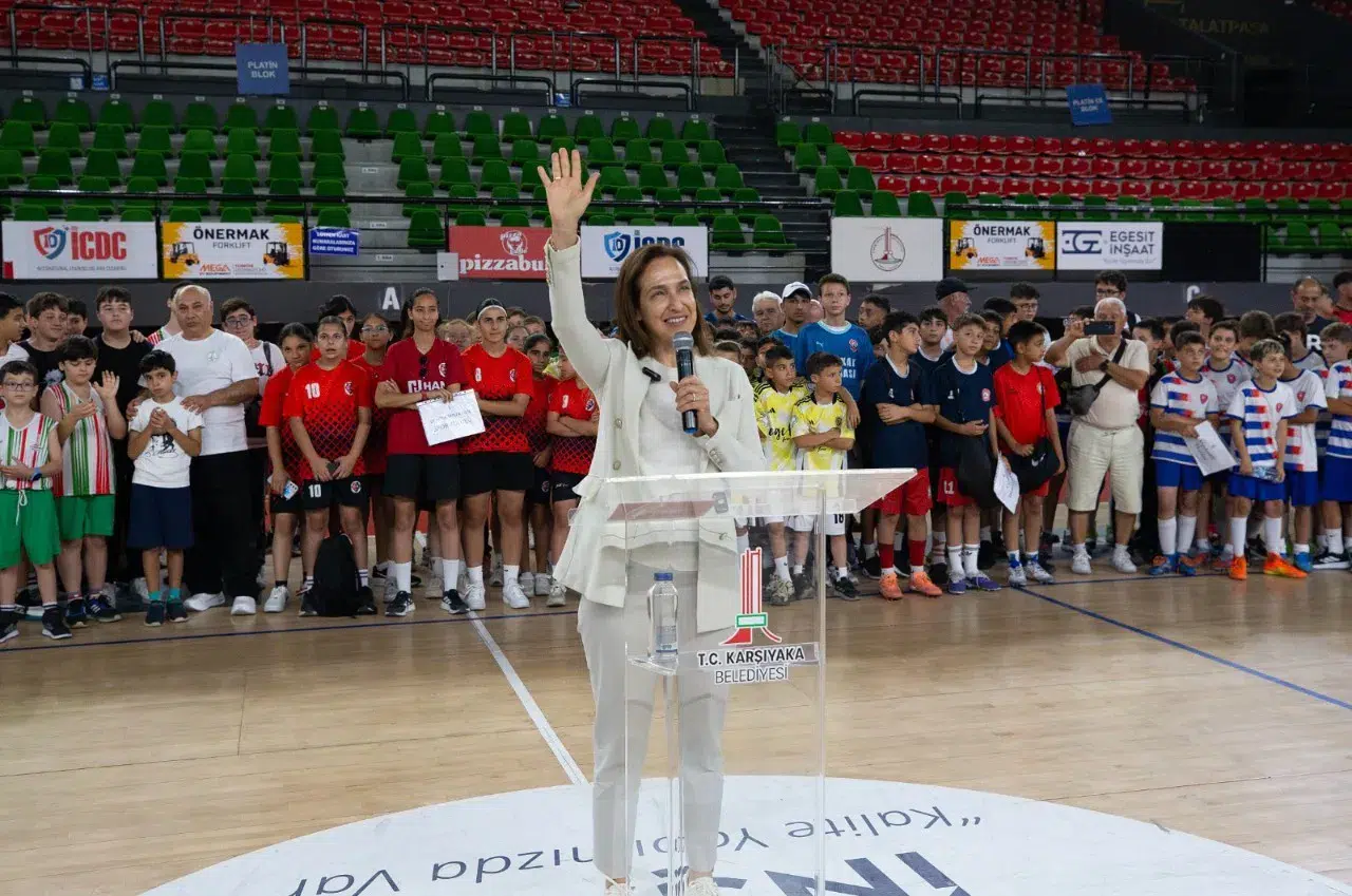 Karşıyaka’da Kış Spor Okulları’na görkemli kapanış